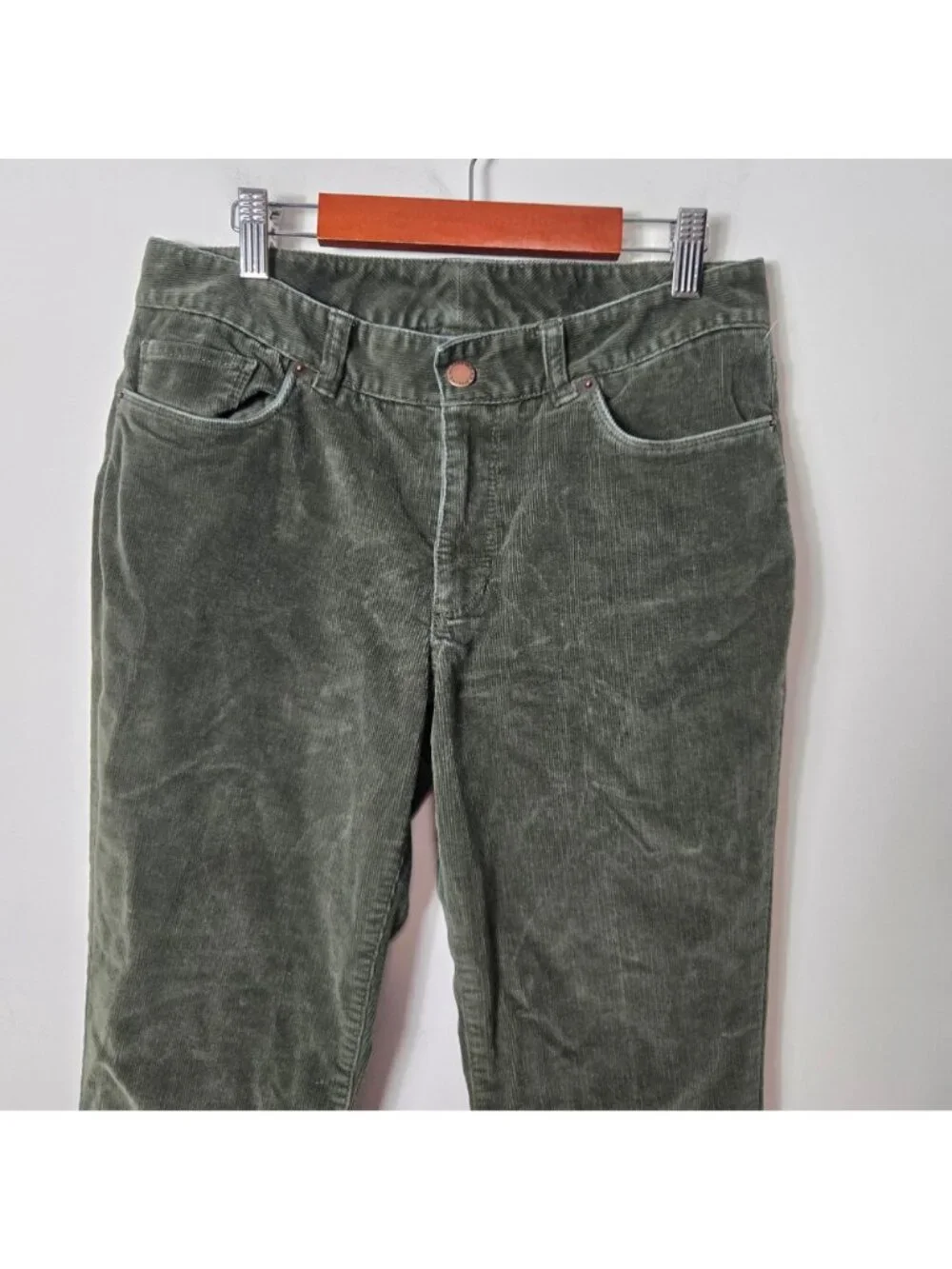 L.L. Bean Women's Size 6 Petite Casco Corduroy Straight Leg Favorite Fit Pants